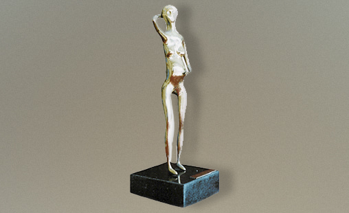 VIDA - Altura 14cm - Técnica Peltre con baño de oro.