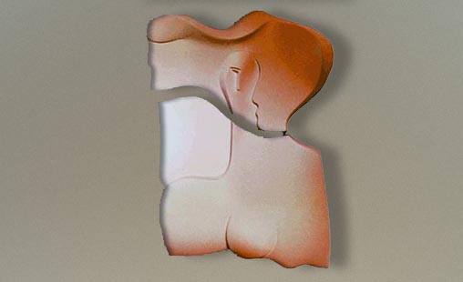 TRES - 1990 - Medidas 80 x 65 cm - Técnica Cerámica.