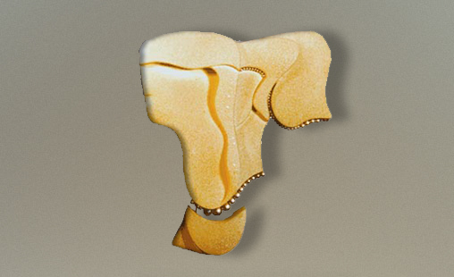 FRENTE Y PERFIL - 1994 - Medidas 35 x 40 cm - Técnica Cerámica.