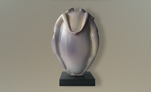 LA CREACIÓN - 1986 - Medidas 33 x 17 x 10 cm - Técnica Cerámica. Resina. Cemento. Bronce.