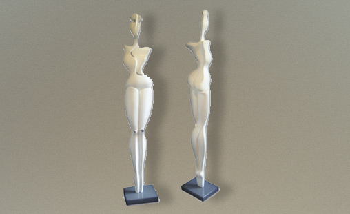 MUJER NUEVA - 2010 - Medidas 130 x 20 x 15 cm - Técnica Cerámica.